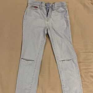 Tommy Hilfger Ripped Jeans